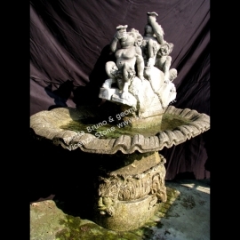 R008 Fauni Fountain