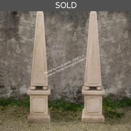 R104 Large Obelisks