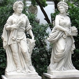 Statue e Putti